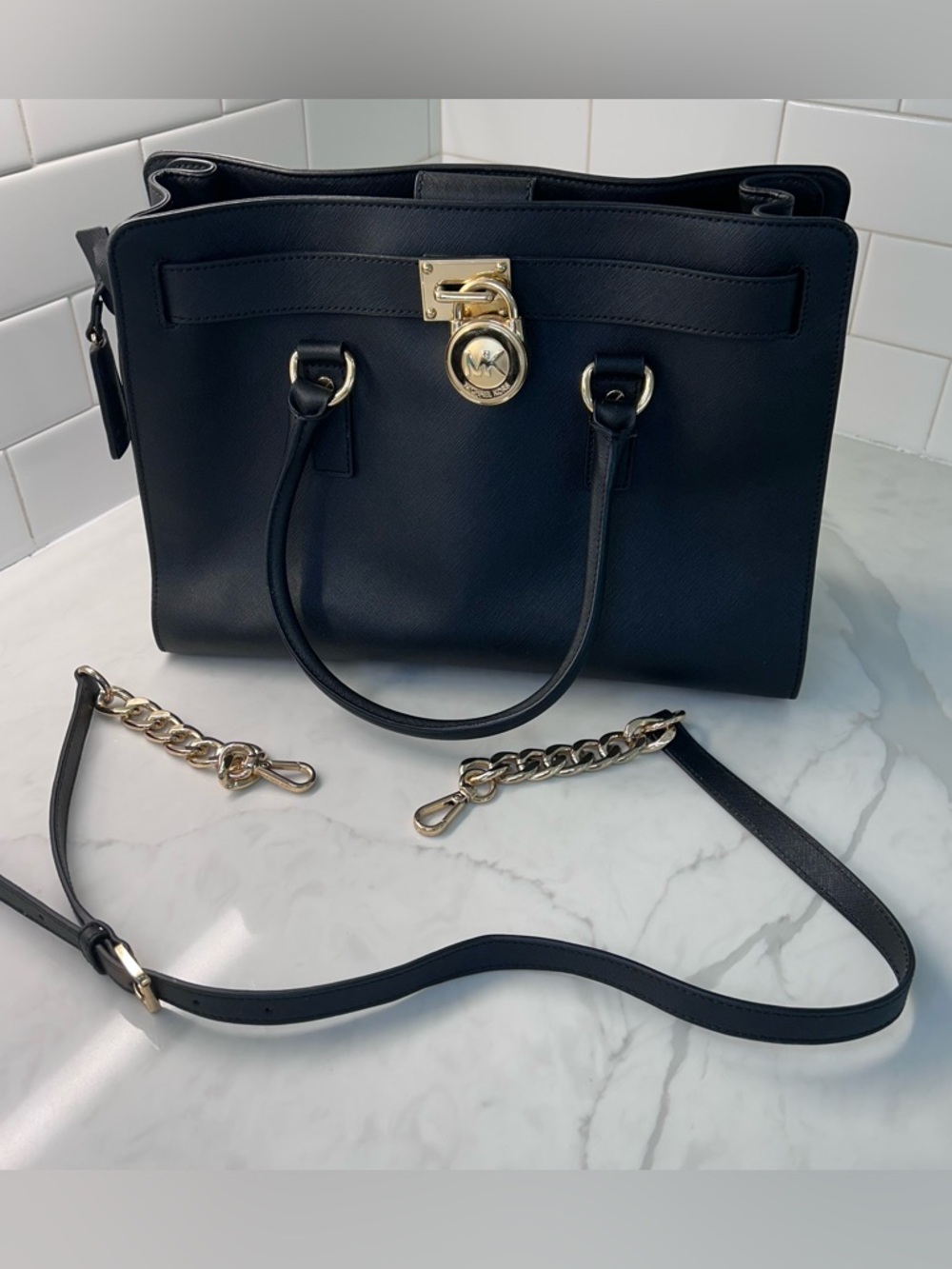 Michael Kors Hamilton Traveler Black Leather Top Zip MD Messenger tags attached